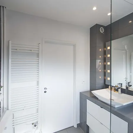 Apartment Veeve - Steps From The Eiffel Tower Paris