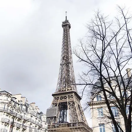 Veeve - Steps From The Eiffel Tower شقة